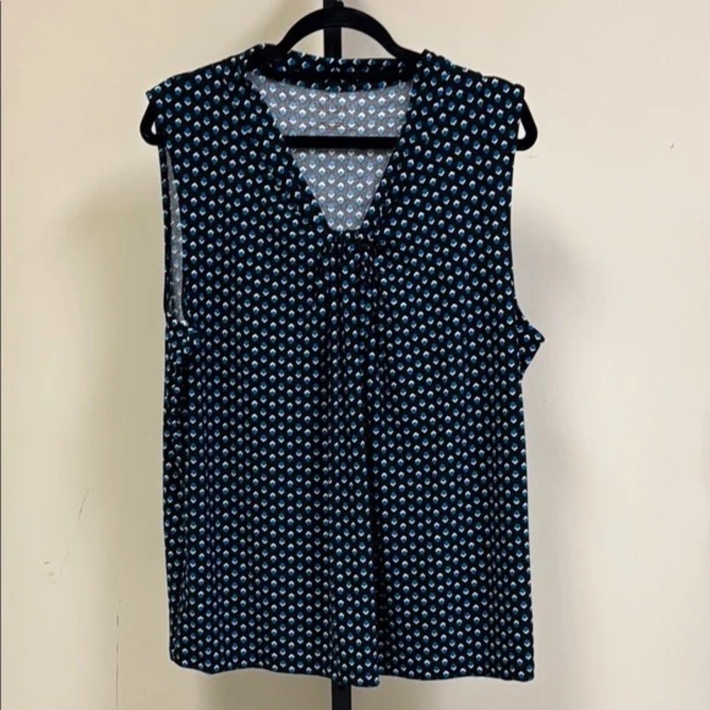 Talbots NWT Geometric Lightweight Sleeveless Blouse